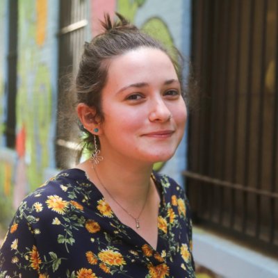 https://www.fusionacademy.com/wp-content/uploads/2019/01/Julie-Website-Photo-2-scaled-e1622143995116.jpg