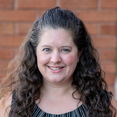 https://www.fusionacademy.com/wp-content/uploads/2019/02/Gayle-Gawlik-1.jpg