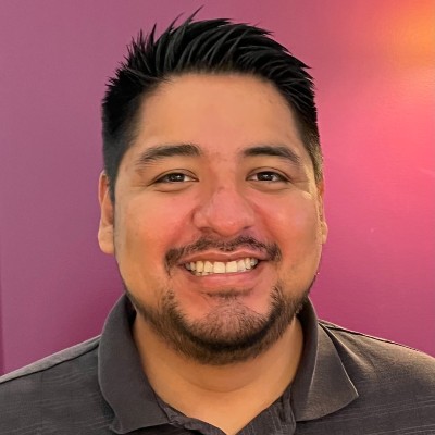 https://www.fusionacademy.com/wp-content/uploads/2019/02/Ismael-Ramirez.profile.jpg