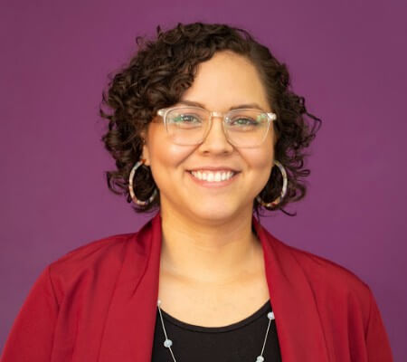 https://www.fusionacademy.com/wp-content/uploads/2019/02/Julie-website.jpg