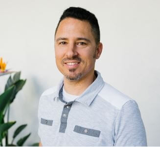 https://www.fusionacademy.com/wp-content/uploads/2019/02/Justin-Hoskins.jpg