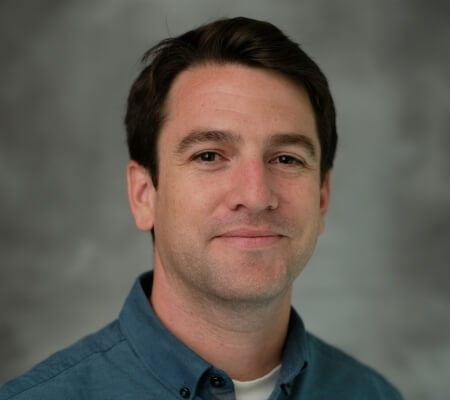 https://www.fusionacademy.com/wp-content/uploads/2019/02/Matthew_Regan3.jpg