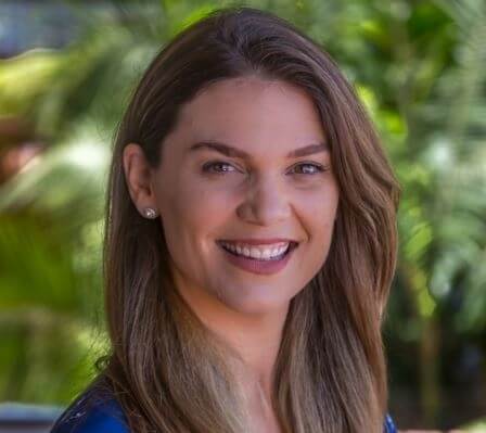 https://www.fusionacademy.com/wp-content/uploads/2019/02/elena-defrancesco.jpg