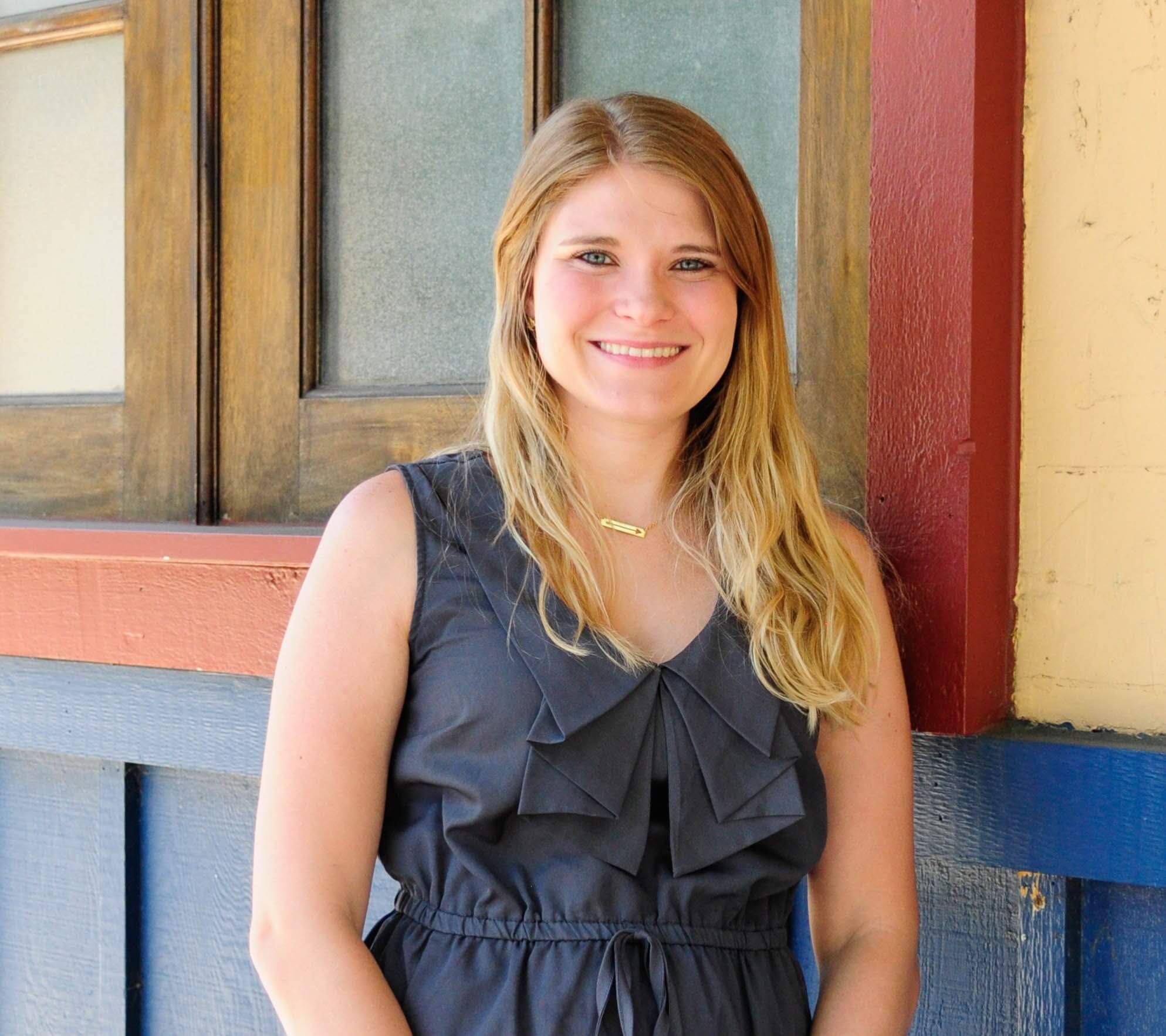 https://www.fusionacademy.com/wp-content/uploads/2019/02/kirsten-deRoos.jpg