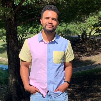 https://www.fusionacademy.com/wp-content/uploads/2019/09/Michael-Fletcher-Square-.jpg