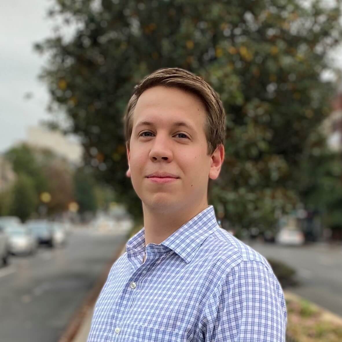 https://www.fusionacademy.com/wp-content/uploads/2020/07/Burton-Josh-Headshot.jpg