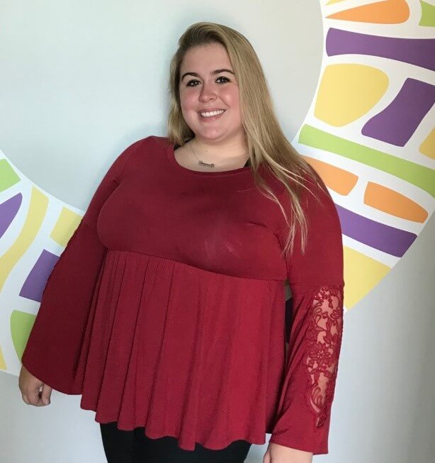 https://www.fusionacademy.com/wp-content/uploads/2020/08/Carly_cropped.jpg