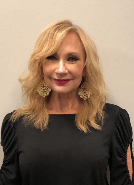 https://www.fusionacademy.com/wp-content/uploads/2020/12/Jennifer-try-scaled-e1607966002455.jpg