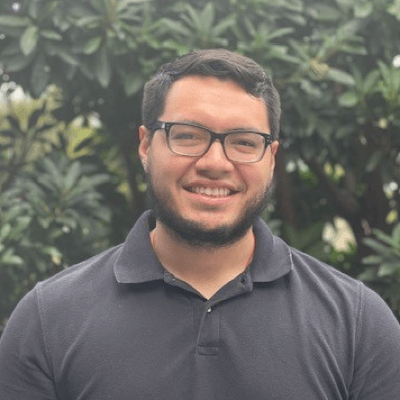 https://www.fusionacademy.com/wp-content/uploads/2021/01/jhonny-lopez-bio-pic-400.png