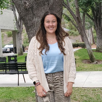 https://www.fusionacademy.com/wp-content/uploads/2021/09/Michelle-Cropped.jpg