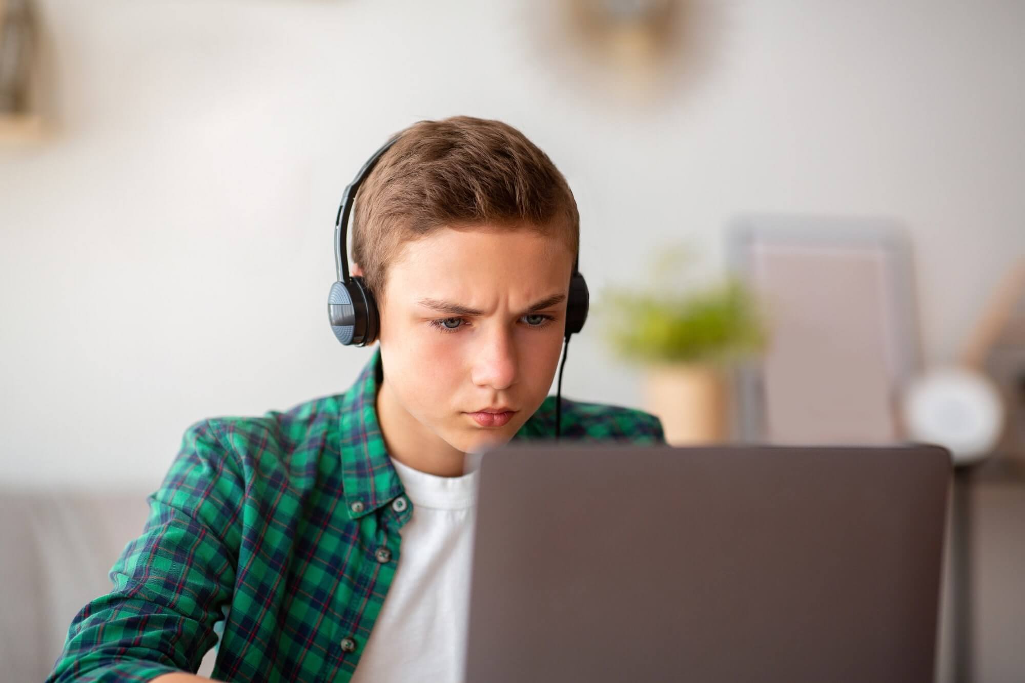 Dyslexia Private Schools Near Me: How to Find the Right School for Your Child