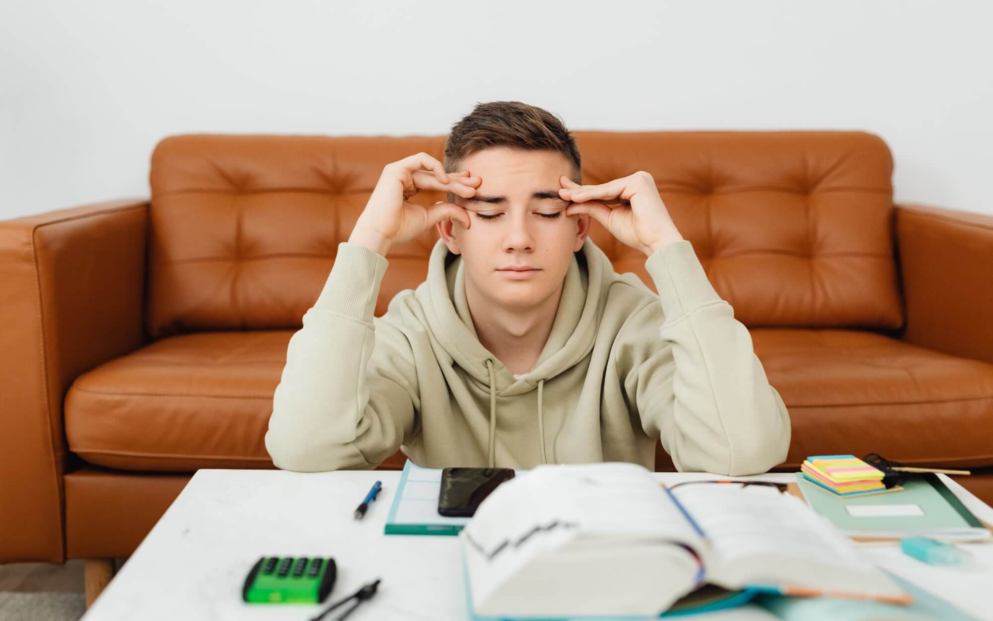 How to Help a Child with Anxiety About School: Guide for Parents